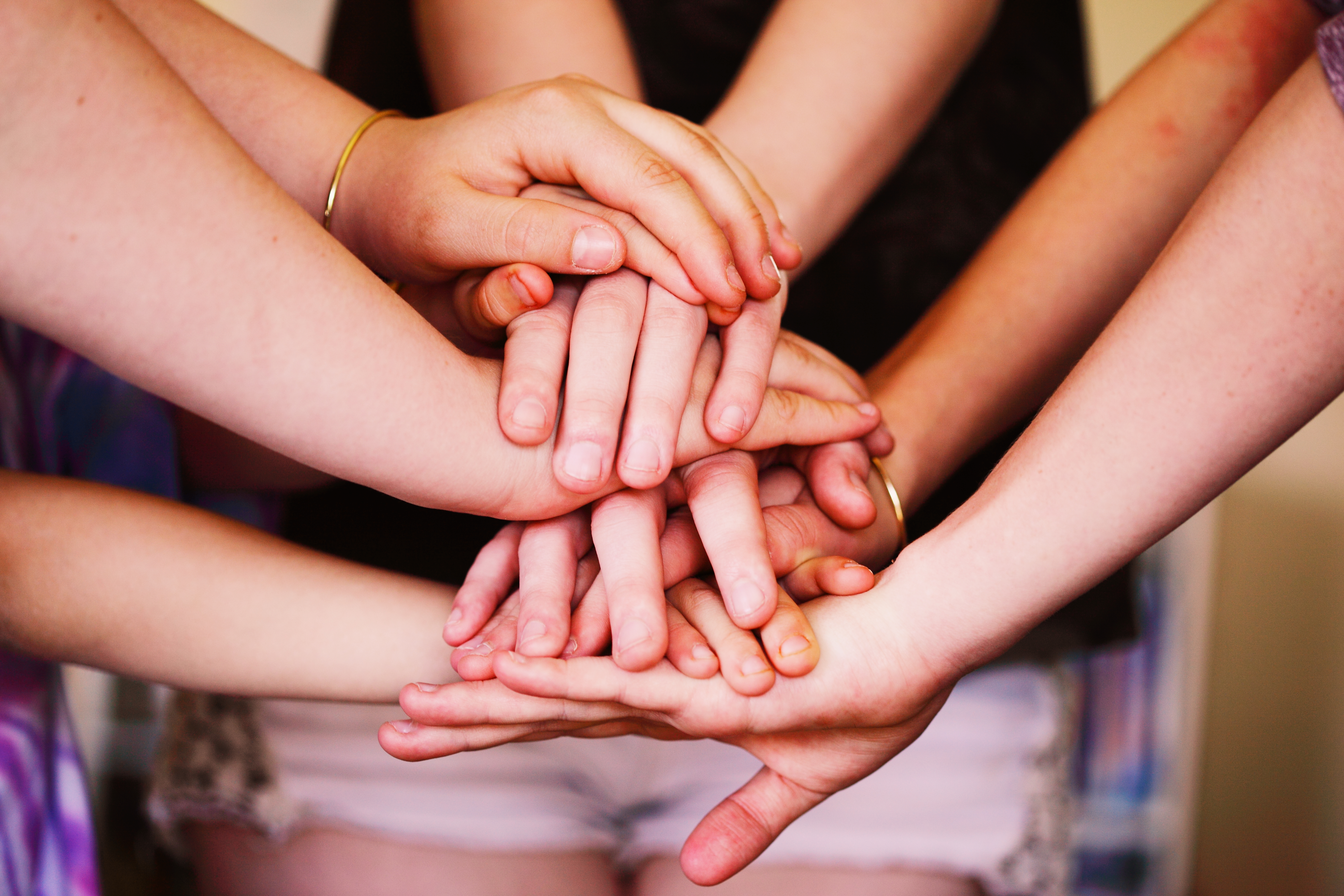 Many_Hands_(16859686419)